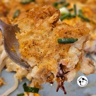 เมนูของร้าน เรือนไทย ผัดไทย หอยทอด ข้าวมันไก่