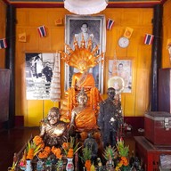 วัดไทรย้อย ชะอำ