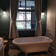 Thames Valley Khao Yai Hotel