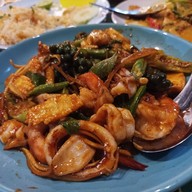 เมนูของร้าน แหลมหญ้าเรสเตอร์รอง