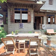 บรรยากาศ บ้านเลข ๘