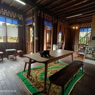 บรรยากาศ บ้านเลข ๘