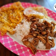 เมนูของร้าน จานโต ป้าหนูอาหารตามสั่ง
