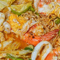 SPICY YUMM  🌶️  Food And Drink YASOTHON