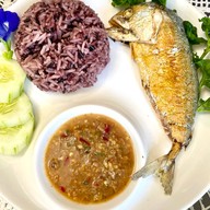 Blue house Cafe and Bistro