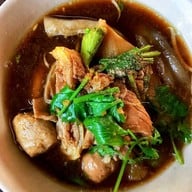 ต. เนื้อตุ๋นจักรพรรดิ์(ตรงข้ามค่ายสวนสยาม)