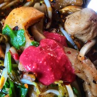 ต. เนื้อตุ๋นจักรพรรดิ์(ตรงข้ามค่ายสวนสยาม)