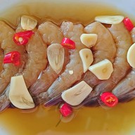 อานนท์ หมูปิ้ง