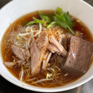 เมนูของร้าน ระตะมา ก๋วยเตี๋ยวเป็ดพะโล้ ซุปเปอร์ขาไก่สูตรต้นตำรับ หัวหิน