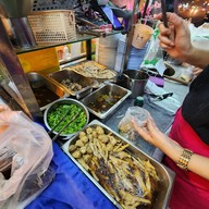 บรรยากาศ เตี๋ยวไก่ป่ะล่ะbyดุจดิว