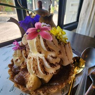 เมนูของร้าน RAWVAELA CAFE