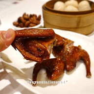 เมนูของร้าน Fook Lam Moon