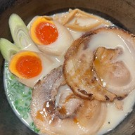 เมนูของร้าน SENTSU RAMEN  เส้นสึ ราเมน