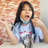 ณัฐจิรา คาเฟ่