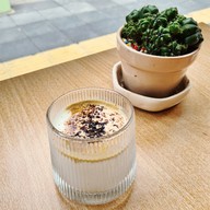 Crazy About Cafe Ekkamai