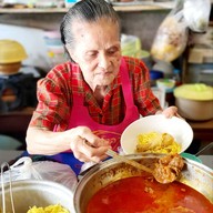 ข้าวซอยเชียงใหม่ สุโขทัย ซอย 5