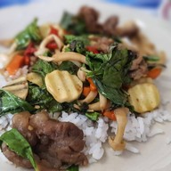 ข้าวซอยเชียงใหม่ สุโขทัย ซอย 5