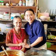 ข้าวซอยเชียงใหม่ สุโขทัย ซอย 5