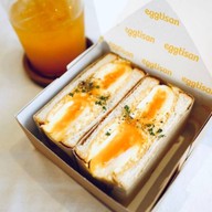 Eggtisan by commonroomxari ซอย พหลโยธิน 5