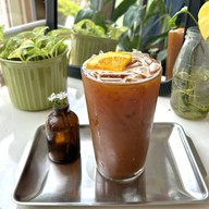 Follow the sun Follow the sun