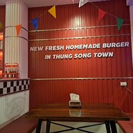 บรรยากาศ WHAT THE TRUCK