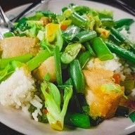 ป้าลีตามสั่ง ตลาดโสภณ