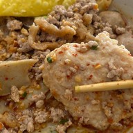 เช้าชามเย็นชาม ก๋วยเตี๋ยวหมูต้มยำโบราณ บางบ่อ