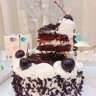 April's Bakery วันแบงค็อก