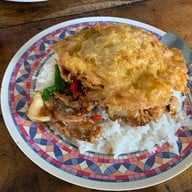 เมนูของร้าน ครัวเจ๊น้อย อาหารตามสั่ง  เคหะร่มเกล้า