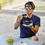 ร้านอาหาร มุกด์ แทมมารีน
