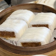 Moon Lok Chiu Chow Citygate Outlets