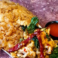 กะเพราช้างเผือกโภชนา รัชดา 17