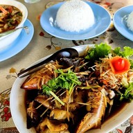 บ้านไม้เรือนเดิม ริมคลองบางเหรียง