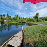 บ้านไม้เรือนเดิม ริมคลองบางเหรียง