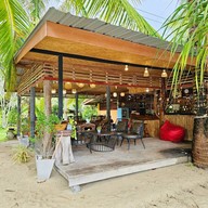 ร้านอาหาร มุกด์ แทมมารีน