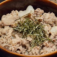 เมนูของร้าน Kinniku Gyudon ข้าวหน้าเนื้อ/หมู 🎌 สาขาถนนประดิพัทธ์ 20