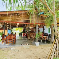 ร้านอาหาร มุกด์ แทมมารีน
