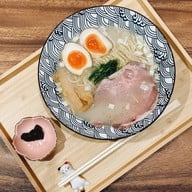 Tomofuku Ramen 	 อโศก