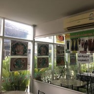 จู โจว เป็ดพะโล้ร้อยปี JuJow's Legend of the Stewed Duck