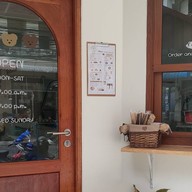 กินกัน Kinkan cafe