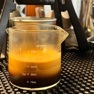 ภักรดี คอฟฟี่ แอนด์ สโลบาร์ สายไหม56