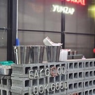 ดาวลูกไก่ยำแซ่บ บางแสน