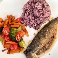 Blue house Cafe and Bistro