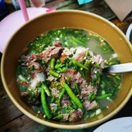 ก๋วยเตี๋ยวต้มยำตำลึงเล้งแซ่บ (เจ้าเก่าสาย4)-มบ.กัสโต้
