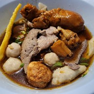 เมนูของร้าน ร้านก๋วยเตี๋ยวท่านอ๋อง สาขา2