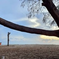 หาดจอมพล