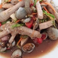 ป้าใหม่ทะเลเผา PamaiseaFood