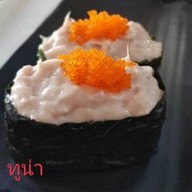 ซูชิน้องปิ่นโต
