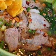 ก๋วยเตี๋ยวต้มยำตำลึงเล้งแซ่บ (เจ้าเก่าสาย4)-มบ.กัสโต้