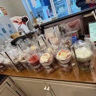 บรรยากาศ เยิ้ม ช็อกโกแลต ถ.จิระนคร